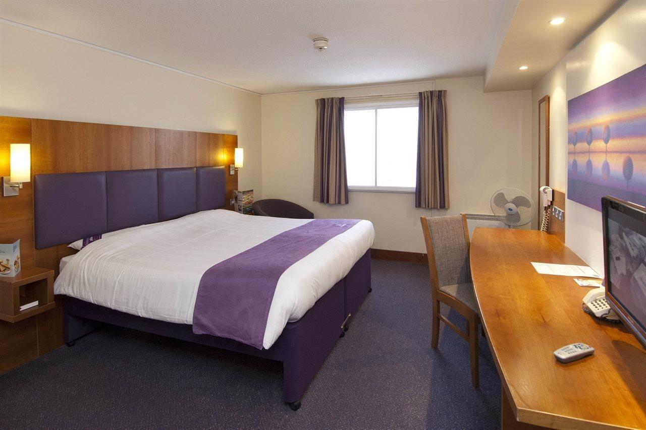 Premier Inn Gatwick Crawley Town West Εξωτερικό φωτογραφία